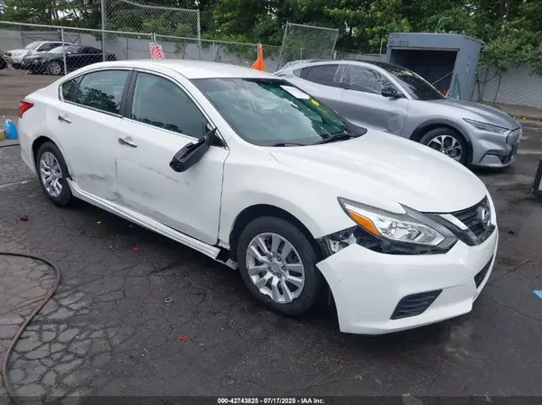 1N4AL3AP6GC199708 2016 NISSAN ALTIMA - Image 1