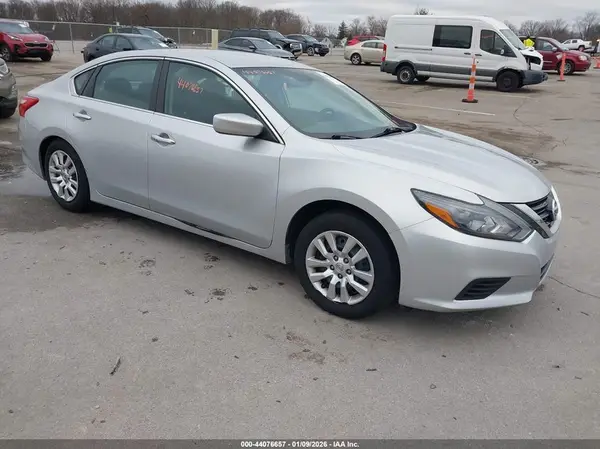1N4AL3AP6GC217141 2016 NISSAN ALTIMA - Image 1