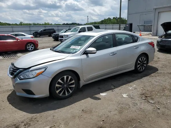 1N4AL3AP6GC240810 2016 NISSAN ALTIMA - Image 1