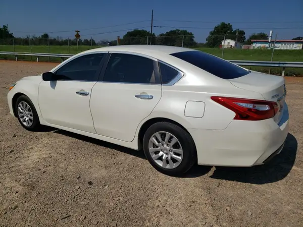 1N4AL3AP6GC260944 2016 NISSAN ALTIMA - Image 2