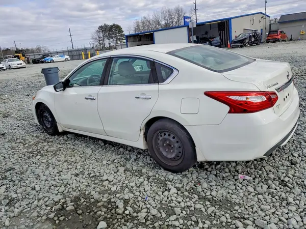 1N4AL3AP6GC271927 2016 NISSAN ALTIMA - Image 2