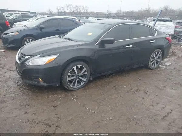1N4AL3AP6GC280272 2016 NISSAN ALTIMA - Image 2