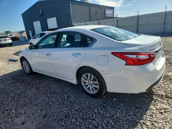 1N4AL3AP6GN328499 2016 NISSAN ALTIMA - Image 2