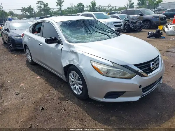 1N4AL3AP6GN359462 2016 NISSAN ALTIMA - Image 1