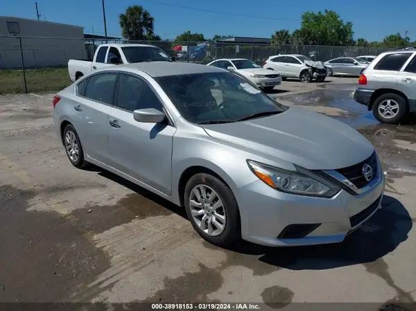 1N4AL3AP6HC114870 2017 NISSAN ALTIMA - Image 1