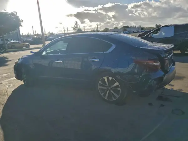 1N4AL3AP6HC117316 2017 NISSAN ALTIMA - Image 2
