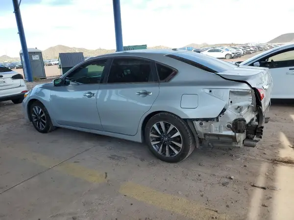 1N4AL3AP6HC117610 2017 NISSAN ALTIMA - Image 2