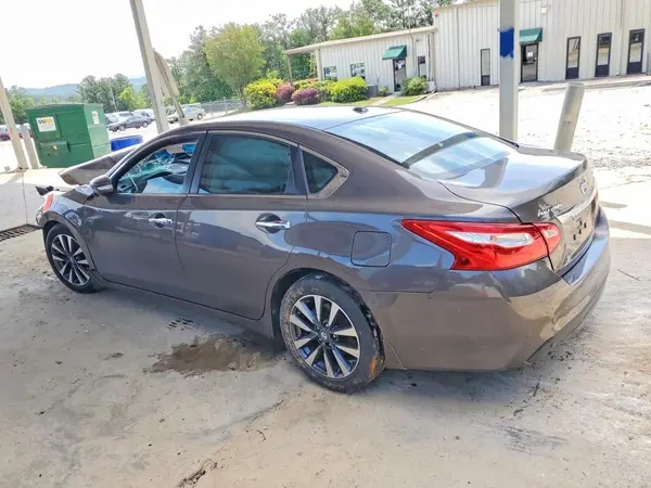 1N4AL3AP6HC118983 2017 NISSAN ALTIMA - Image 2