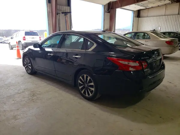 1N4AL3AP6HC121818 2017 NISSAN ALTIMA - Image 2