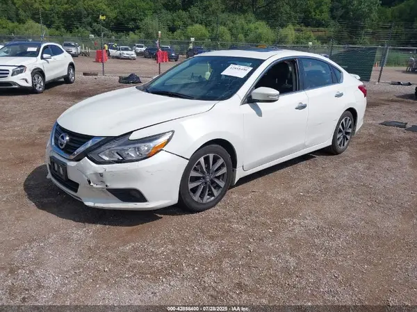 1N4AL3AP6HC123262 2017 NISSAN ALTIMA - Image 2