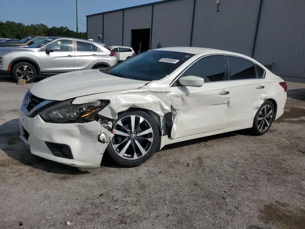 1N4AL3AP6HC123357 2017 NISSAN ALTIMA - Image 1