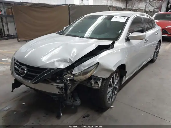 1N4AL3AP6HC124783 2017 NISSAN ALTIMA - Image 2
