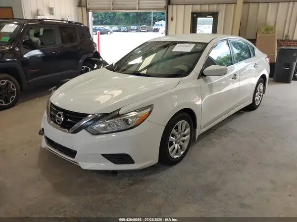 1N4AL3AP6HC125206 2017 NISSAN ALTIMA - Image 2