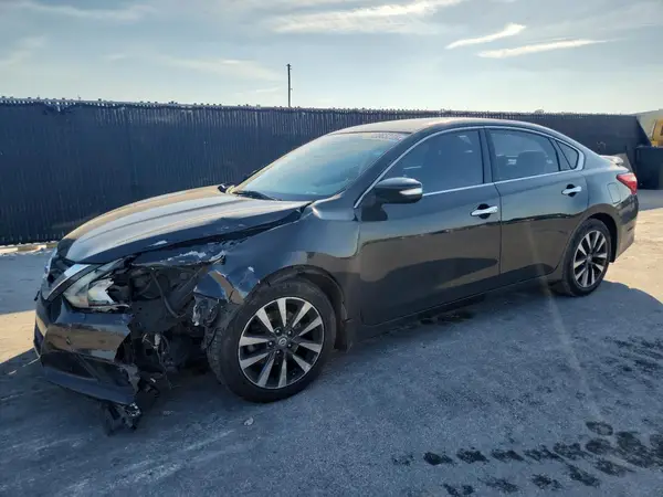 1N4AL3AP6HC128235 2017 NISSAN ALTIMA - Image 1