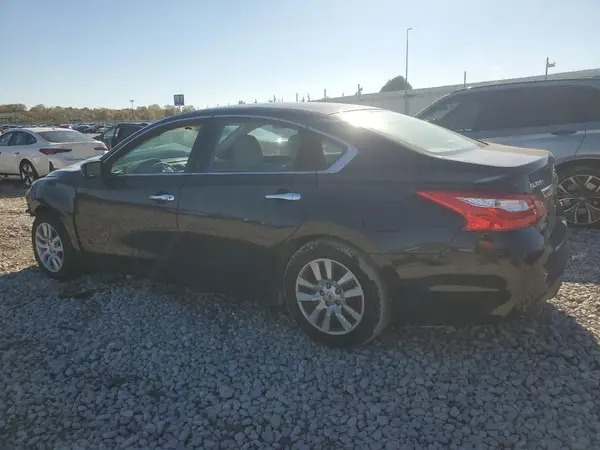 1N4AL3AP6HC133581 2017 NISSAN ALTIMA - Image 2