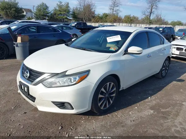 1N4AL3AP6HC135430 2017 NISSAN ALTIMA - Image 2