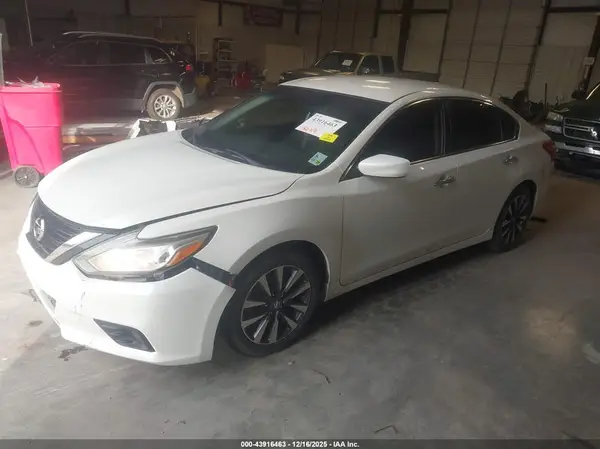 1N4AL3AP6HC136318 2017 NISSAN ALTIMA - Image 2