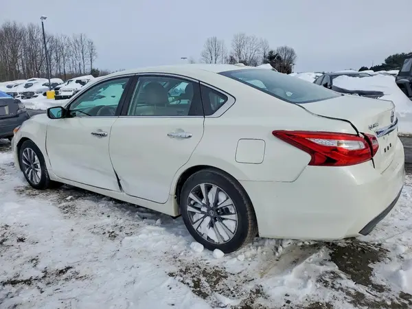 1N4AL3AP6HC137288 2017 NISSAN ALTIMA - Image 2