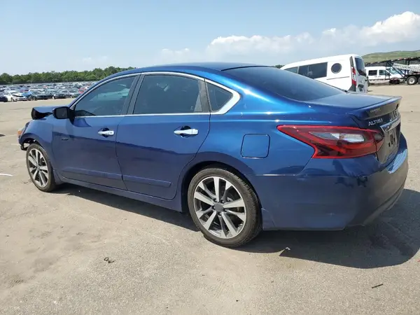 1N4AL3AP6HC143477 2017 NISSAN ALTIMA - Image 2