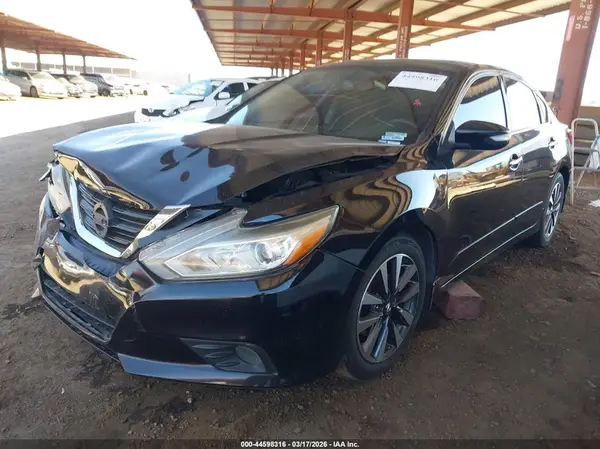 1N4AL3AP6HC144631 2017 NISSAN ALTIMA - Image 2