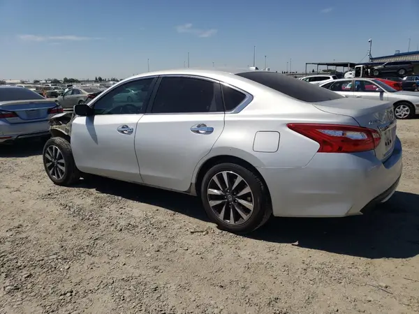 1N4AL3AP6HC145780 2017 NISSAN ALTIMA - Image 2