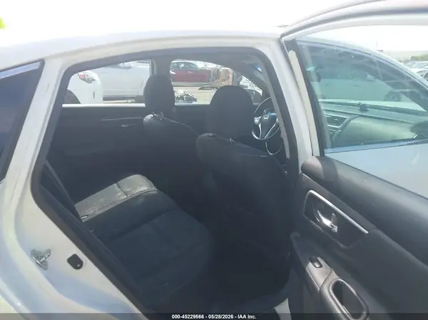1N4AL3AP6HC150574 2017 NISSAN ALTIMA - Image 6
