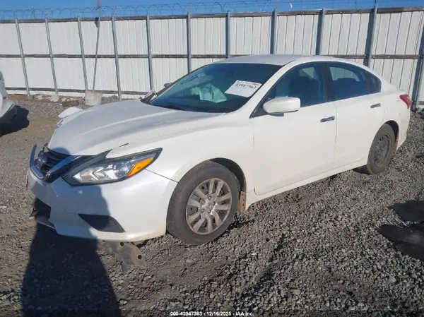 1N4AL3AP6HC152650 2017 NISSAN ALTIMA - Image 2