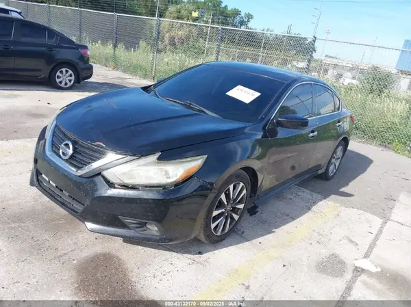 1N4AL3AP6HC153071 2017 NISSAN ALTIMA - Image 2