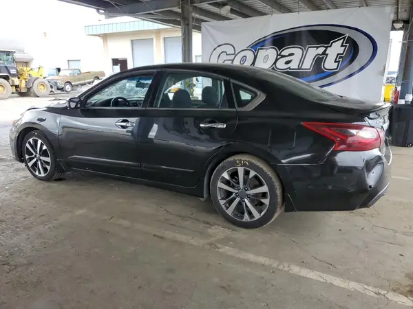 1N4AL3AP6HC153927 2017 NISSAN ALTIMA - Image 2