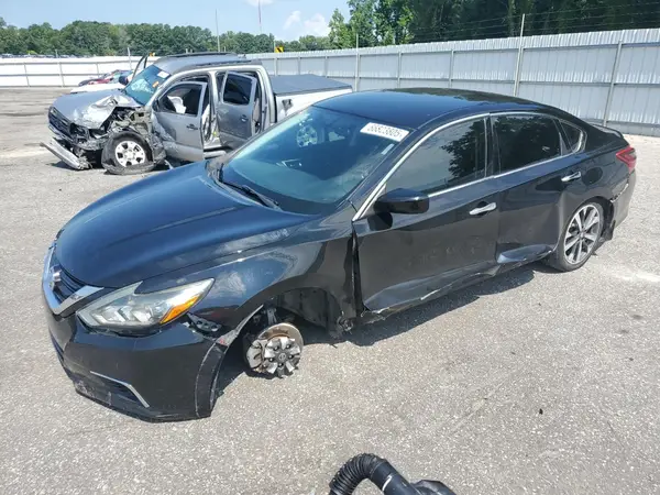 1N4AL3AP6HC154611 2017 NISSAN ALTIMA - Image 1