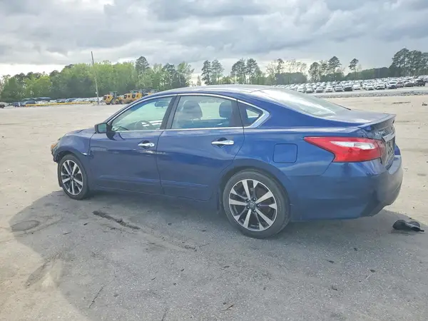1N4AL3AP6HC165155 2017 NISSAN ALTIMA - Image 2