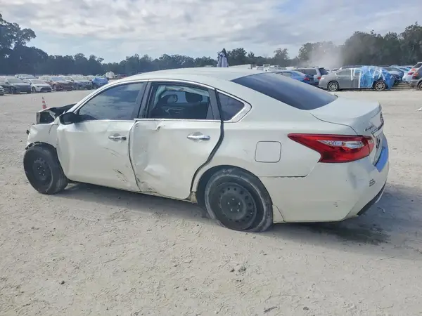 1N4AL3AP6HC165561 2017 NISSAN ALTIMA - Image 2