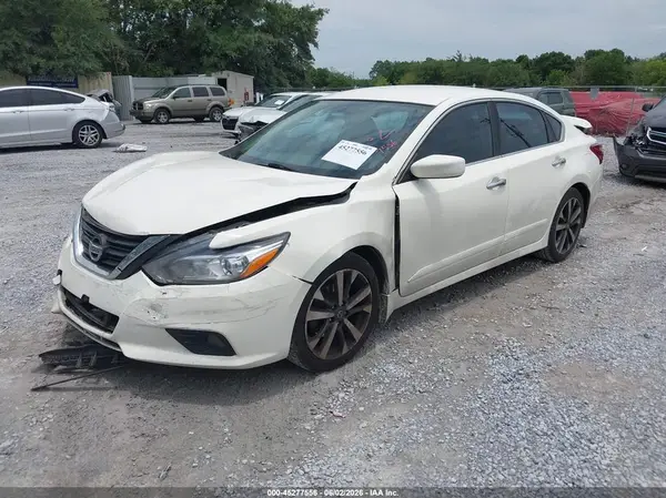 1N4AL3AP6HC165656 2017 NISSAN ALTIMA - Image 2