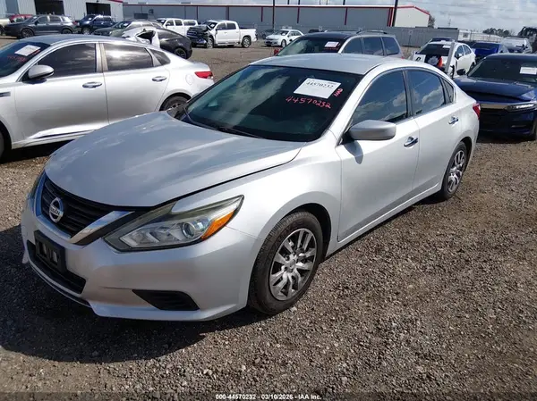 1N4AL3AP6HC170680 2017 NISSAN ALTIMA - Image 2