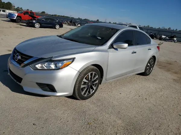 1N4AL3AP6HC173501 2017 NISSAN ALTIMA - Image 1