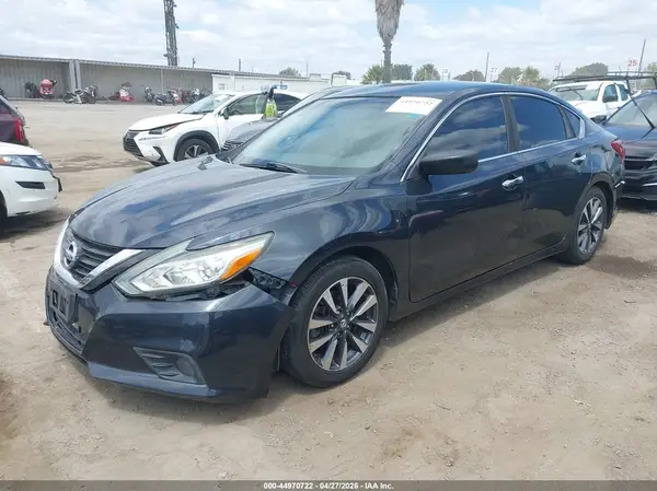 1N4AL3AP6HC178276 2017 NISSAN ALTIMA - Image 2