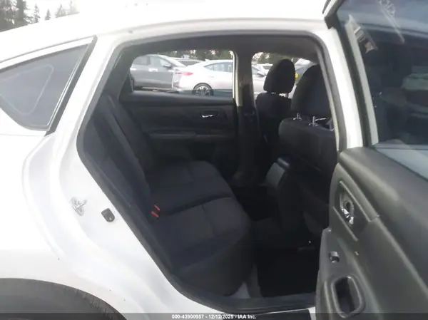 1N4AL3AP6HC179086 2017 NISSAN ALTIMA - Image 8