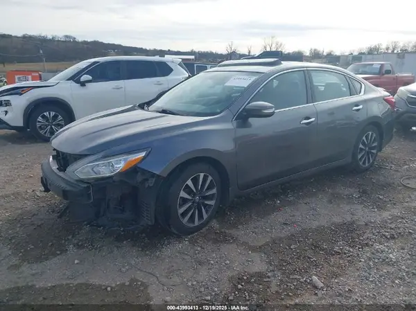 1N4AL3AP6HC180528 2017 NISSAN ALTIMA - Image 2