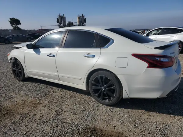 1N4AL3AP6HC186703 2017 NISSAN ALTIMA - Image 2