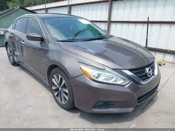 1N4AL3AP6HC187544 2017 NISSAN ALTIMA - Image 1