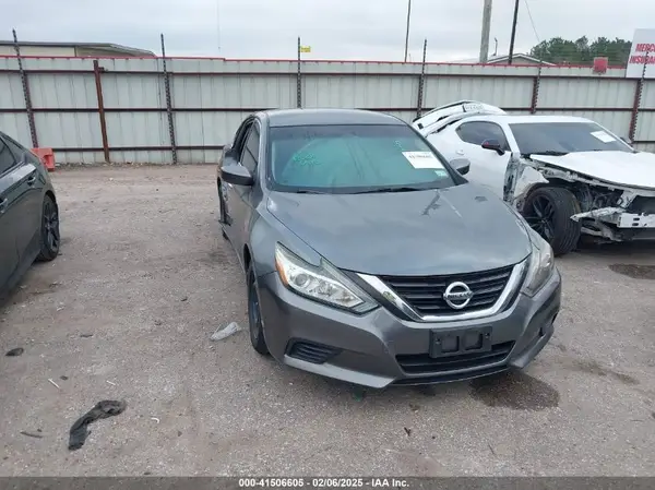 1N4AL3AP6HC190962 2017 NISSAN ALTIMA - Image 1