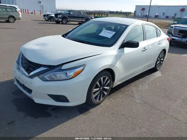 1N4AL3AP6HC191240 2017 NISSAN ALTIMA - Image 2