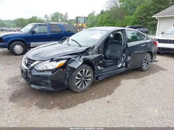 1N4AL3AP6HC193134 2017 NISSAN ALTIMA - Image 2