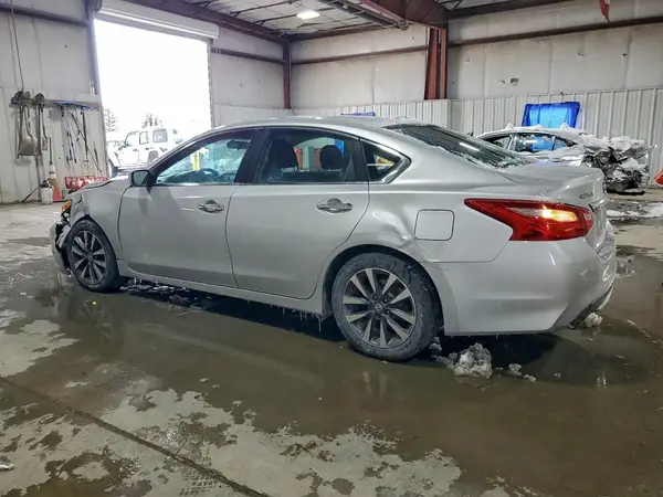 1N4AL3AP6HC194039 2017 NISSAN ALTIMA - Image 2