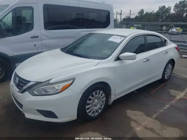 1N4AL3AP6HC197099 2017 NISSAN ALTIMA - Image 2