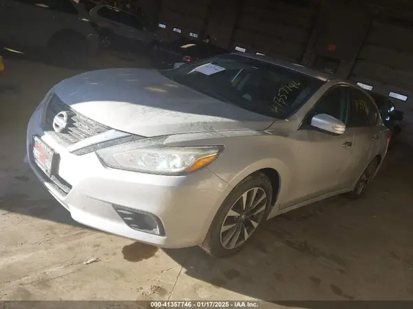 1N4AL3AP6HC200888 2017 NISSAN ALTIMA - Image 2