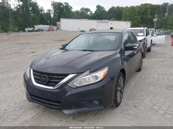 1N4AL3AP6HC213138 2017 NISSAN ALTIMA - Image 2