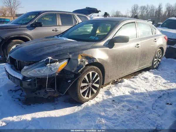 1N4AL3AP6HC217769 2017 NISSAN ALTIMA - Image 2