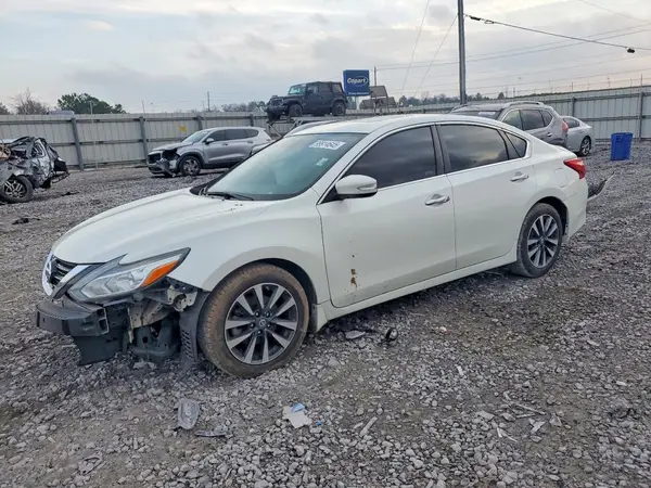 1N4AL3AP6HC221028 2017 NISSAN ALTIMA - Image 1