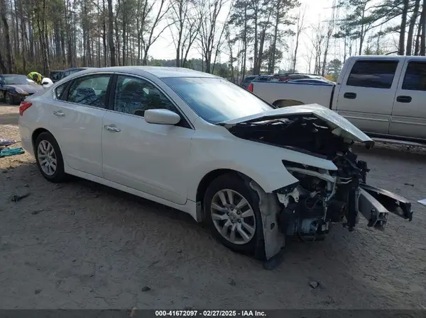 1N4AL3AP6HC229419 2017 NISSAN ALTIMA - Image 1